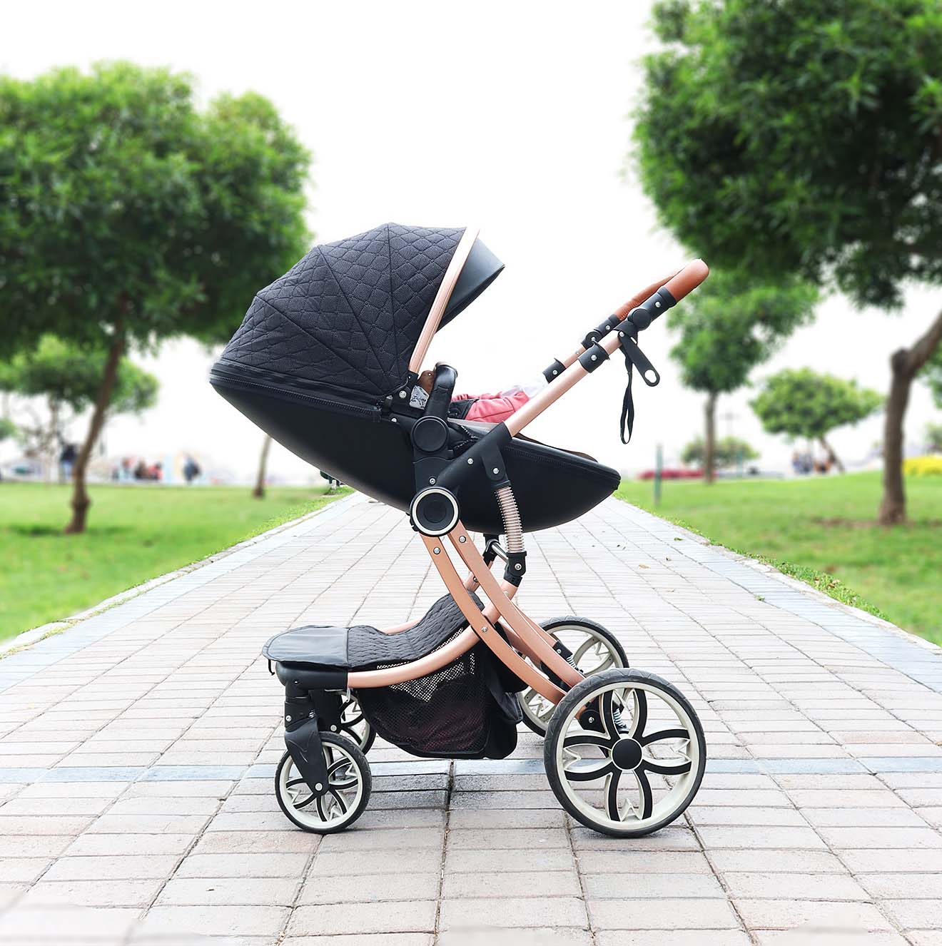 COCHE MILANO ESTILO EUROPEO HUEVITO